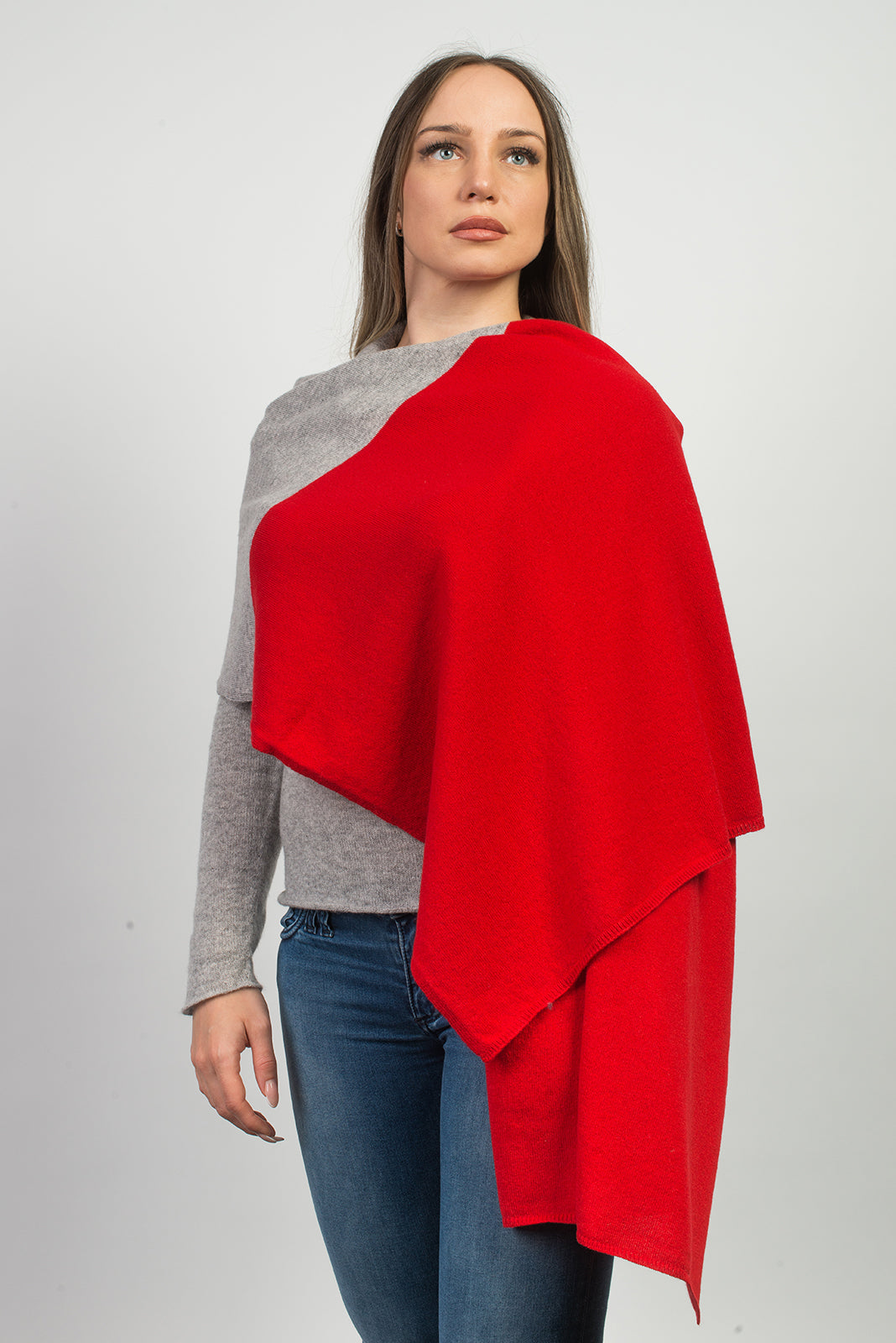Étole bicolore femme 100 % cachemire, coloris Rouge-Gris, vue 2 | Dalle Piane Cashmere