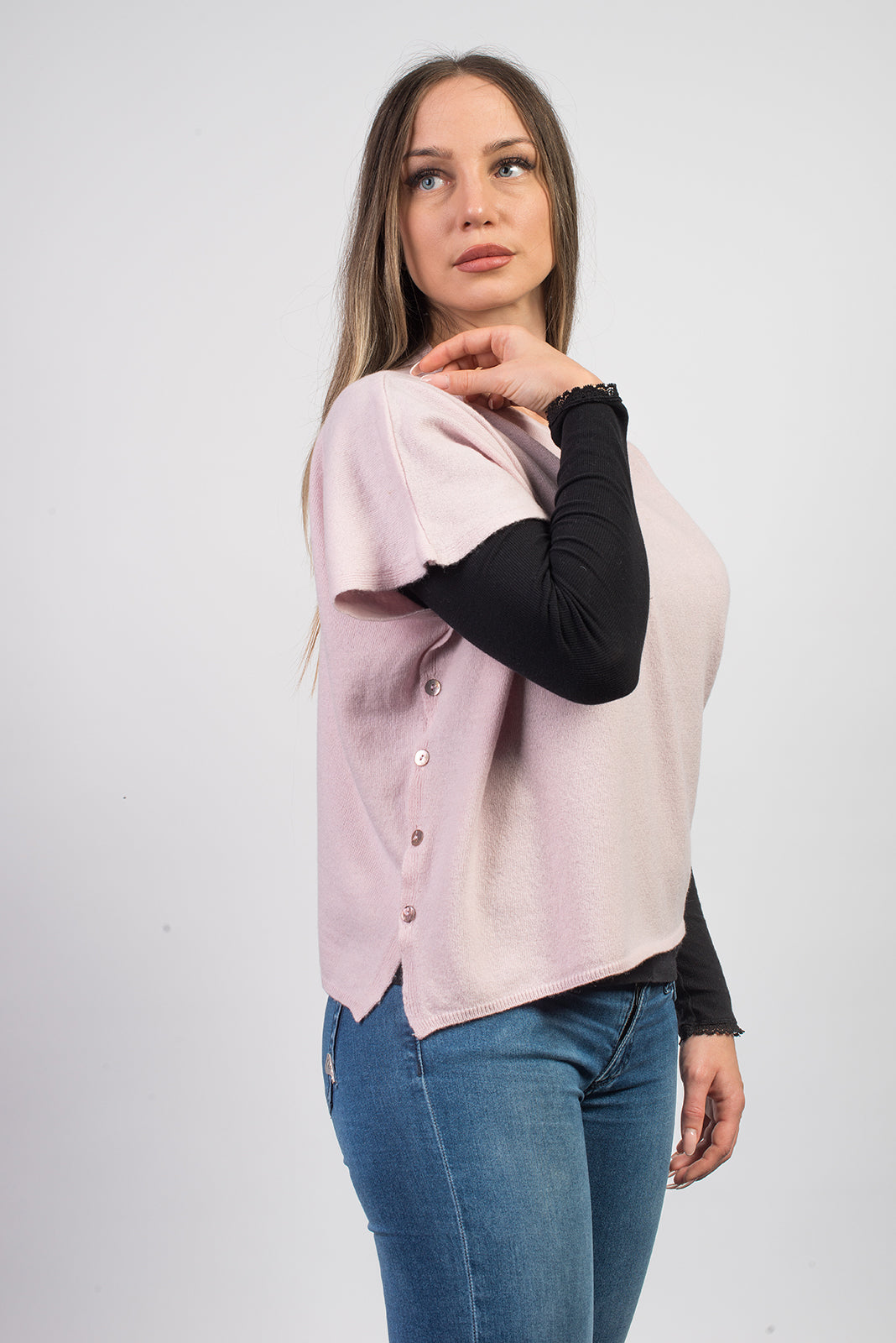 Pull col rond à boutons femme mélange cachemire, coloris Rose, vue 3 | Dalle Piane Cashmere