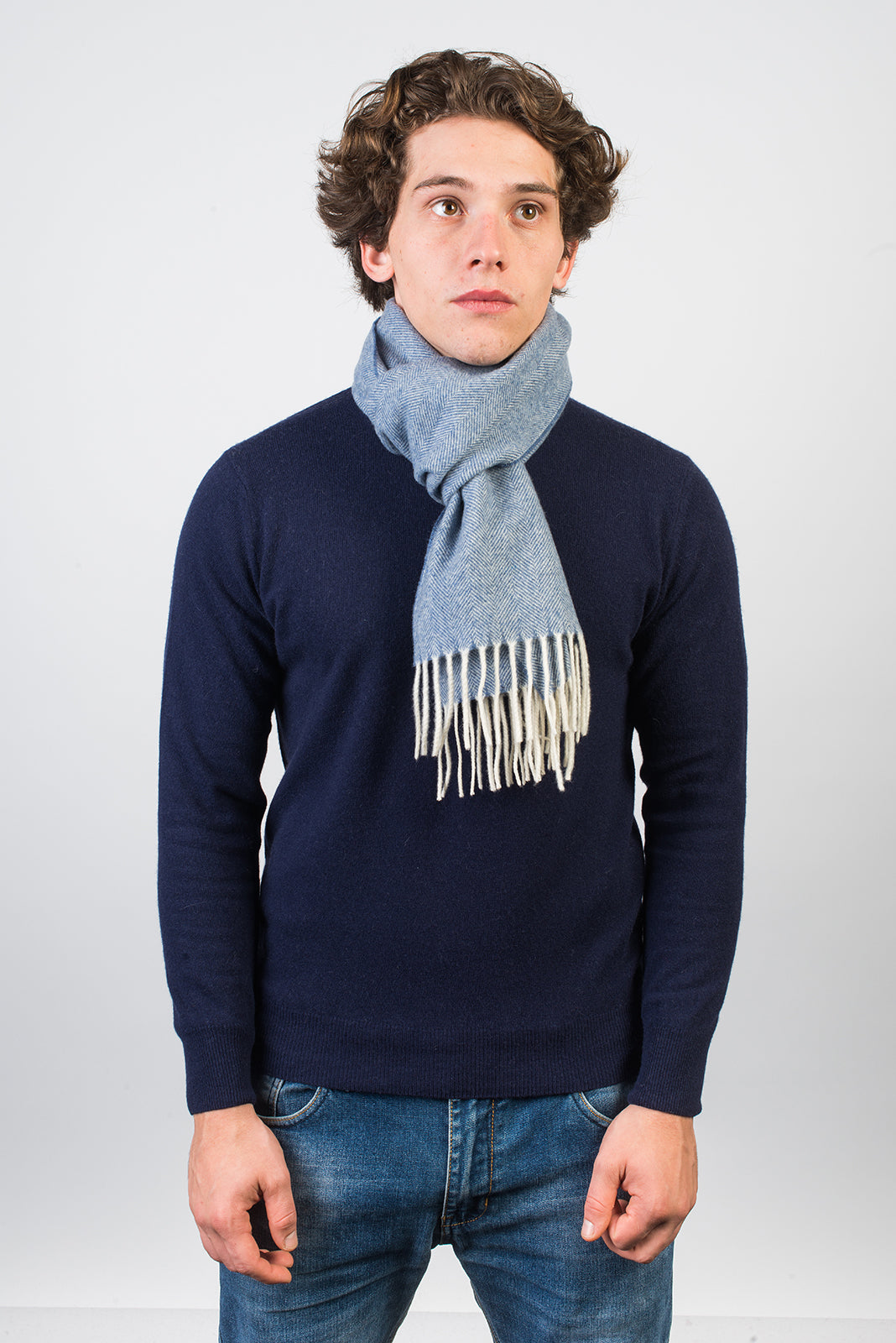 Écharpe à chevrons laine et cachemire, coloris Ciel, vue 3 | Dalle Piane Cashmere