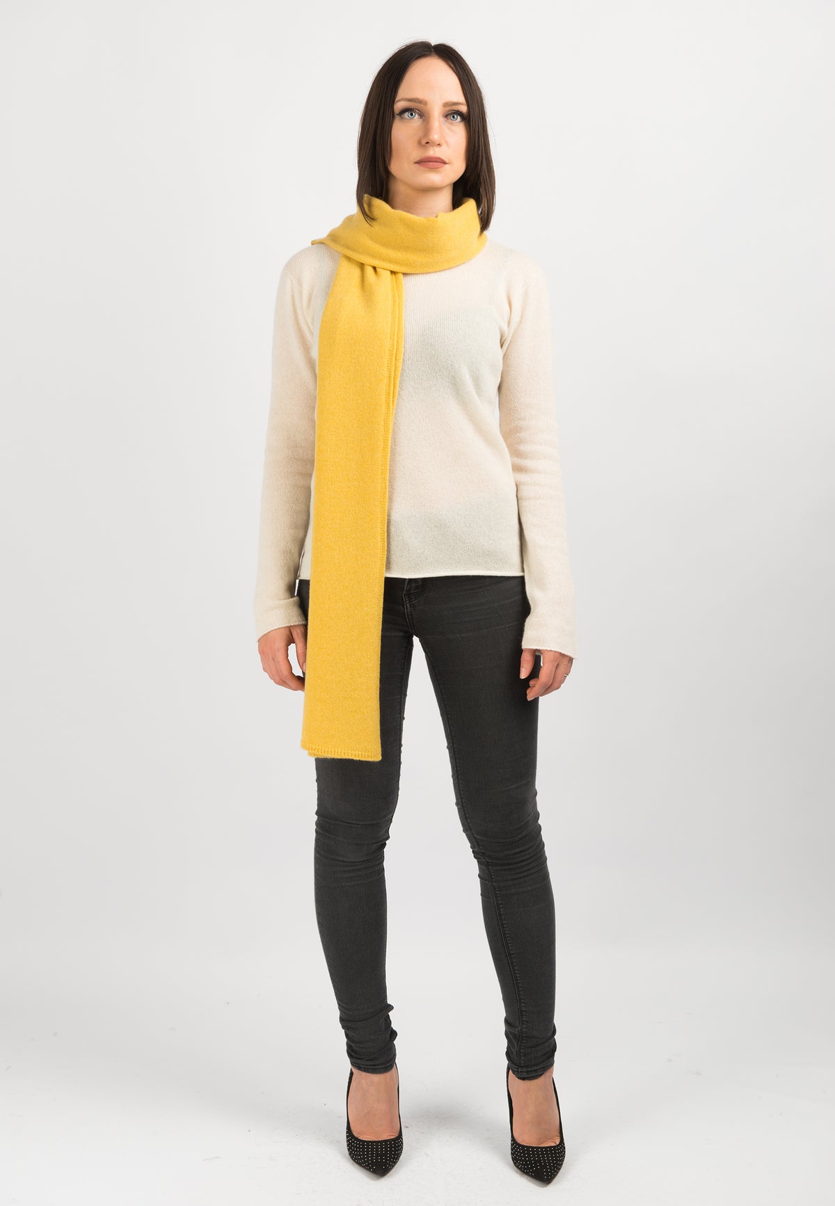 Écharpe large femme 100 % cachemire, coloris Jaune, vue 3 | Dalle Piane Cashmere