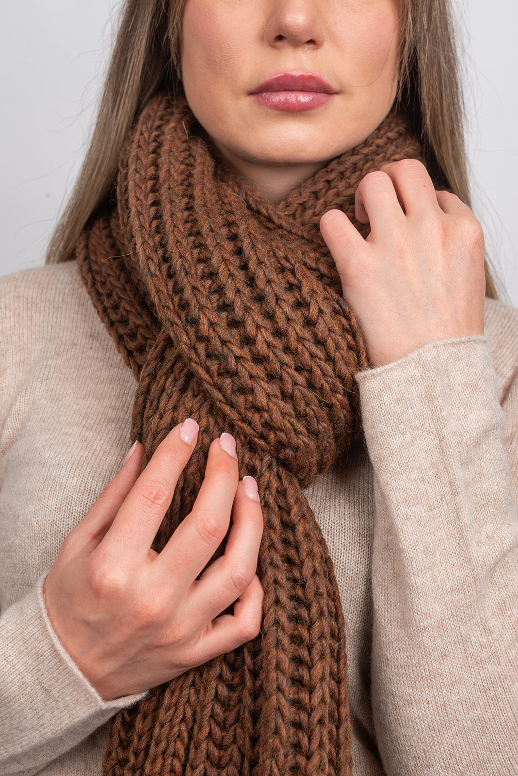 Écharpe à franges laine et alpaga, coloris Moka, vue 3 | Dalle Piane Cashmere