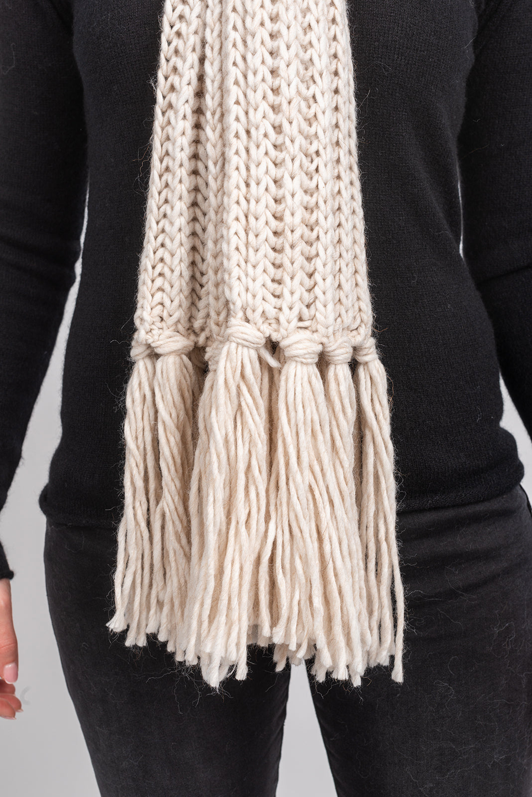 Écharpe à franges laine et alpaga, coloris Beige, vue 4 | Dalle Piane Cashmere