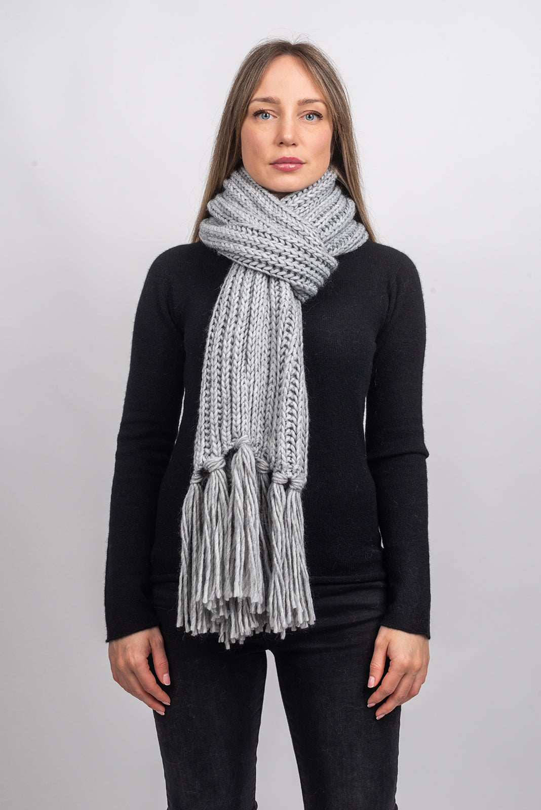 Écharpe à franges laine et alpaga, coloris Gris, vue 2 | Dalle Piane Cashmere