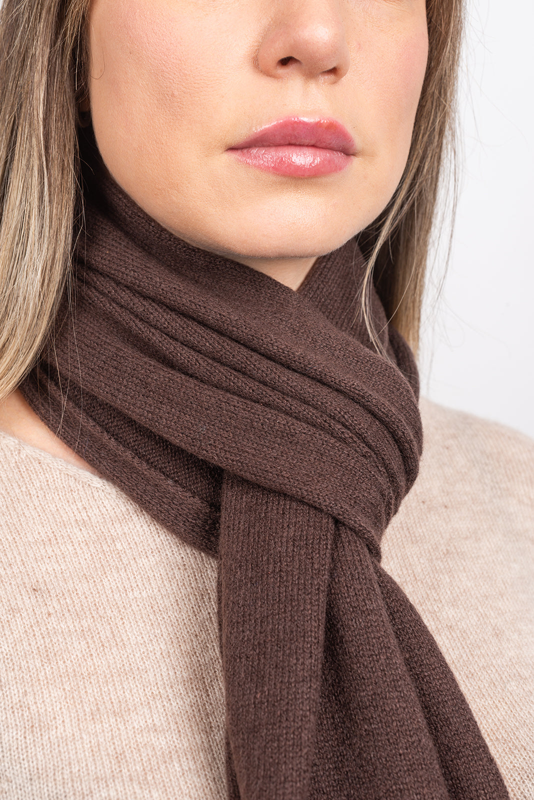 Écharpe mixte 100 % cachemire, coloris Marron, vue 3 | Dalle Piane Cashmere