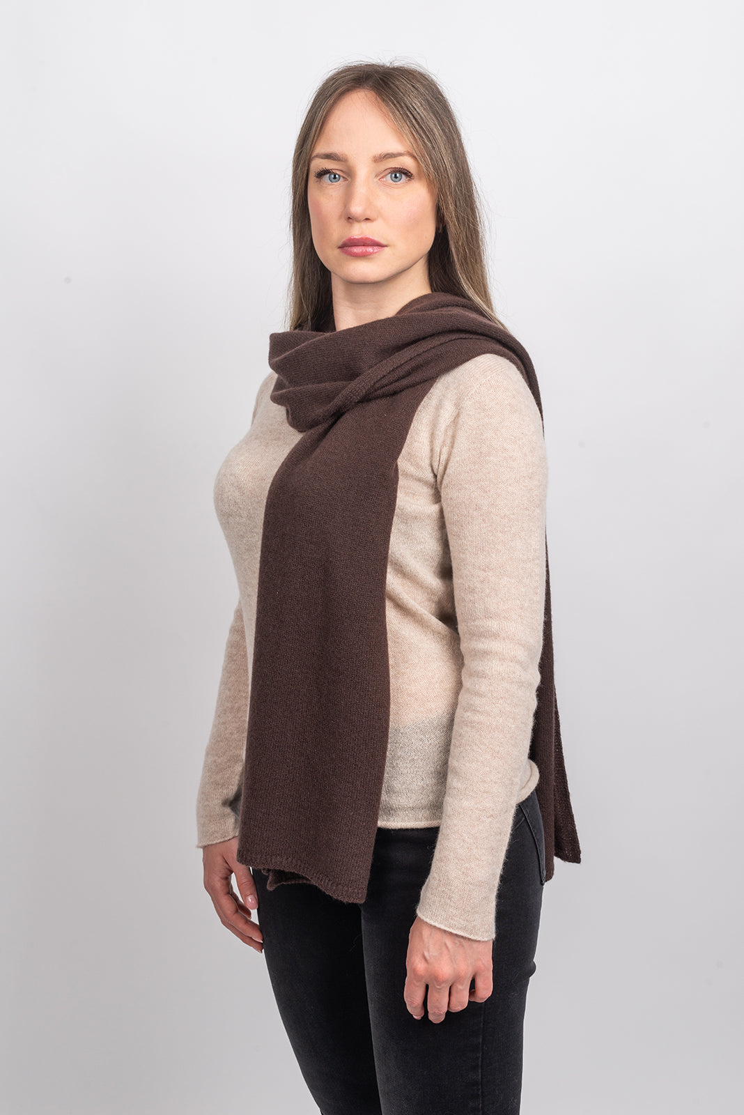 Écharpe large femme 100 % cachemire, coloris Marron, vue 3 | Dalle Piane Cashmere