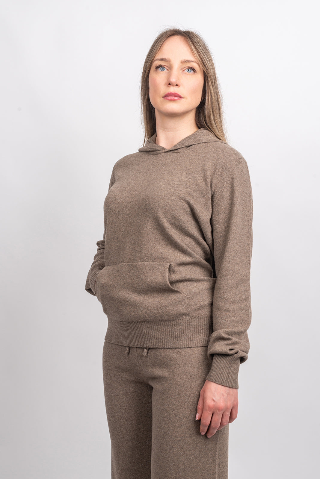 Sweat à capuche femme mélange cachemire, coloris Vison, vue 3 | Dalle Piane Cashmere