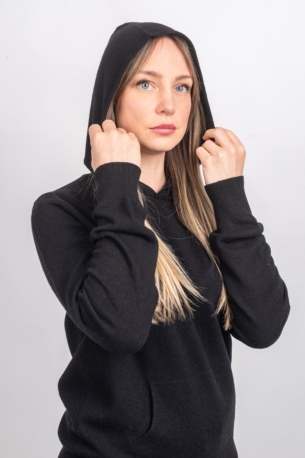 Sweat à capuche femme mélange cachemire, coloris Noir, vue 5 | Dalle Piane Cashmere