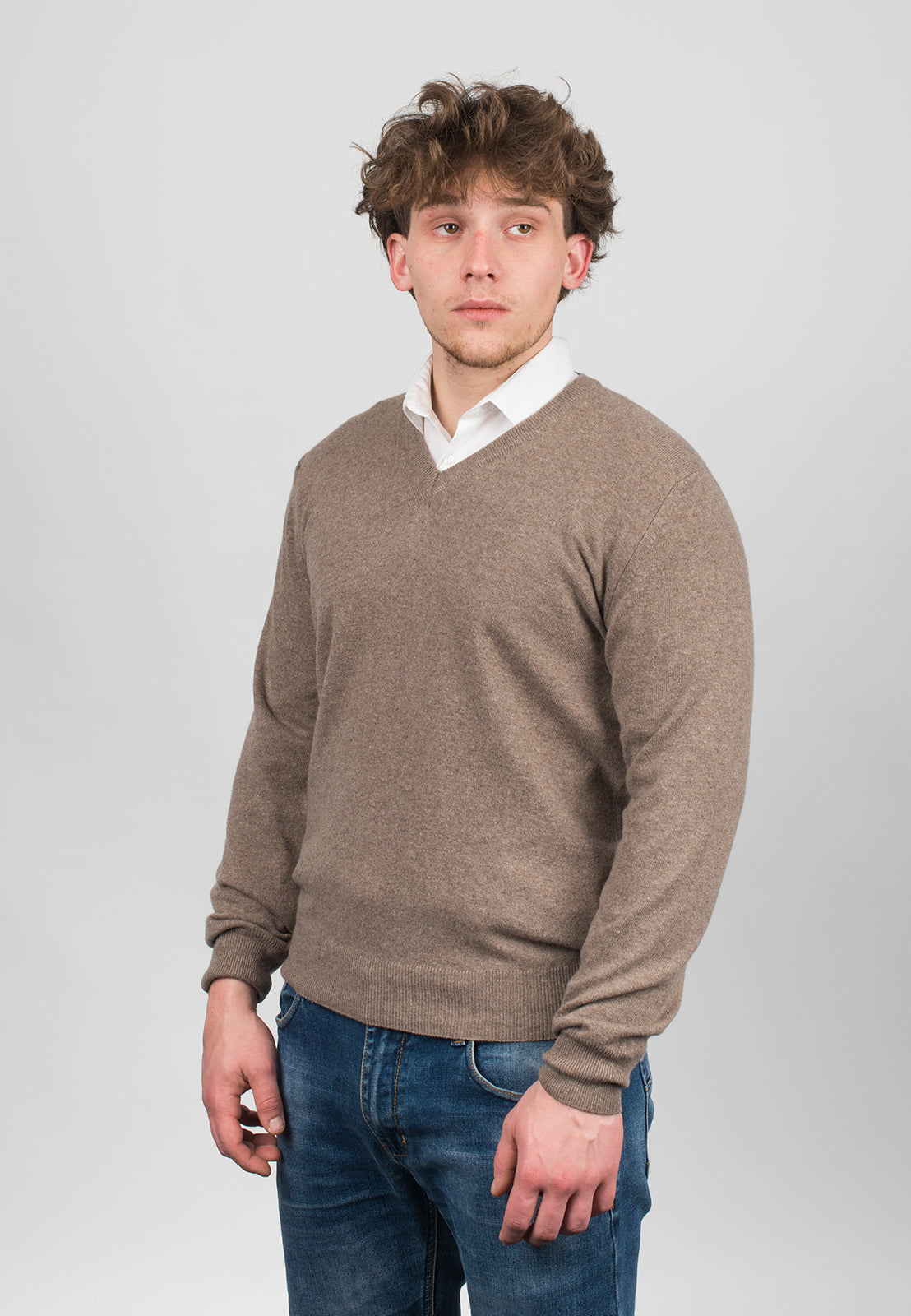 Pull col V homme mélange cachemire, coloris Vison, vue 2 | Dalle Piane Cashmere