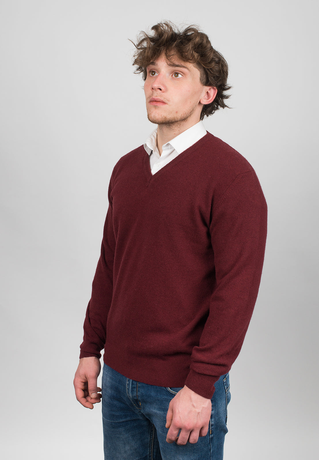 Pull col V homme mélange cachemire, coloris Bordeaux, vue 2 | Dalle Piane Cashmere