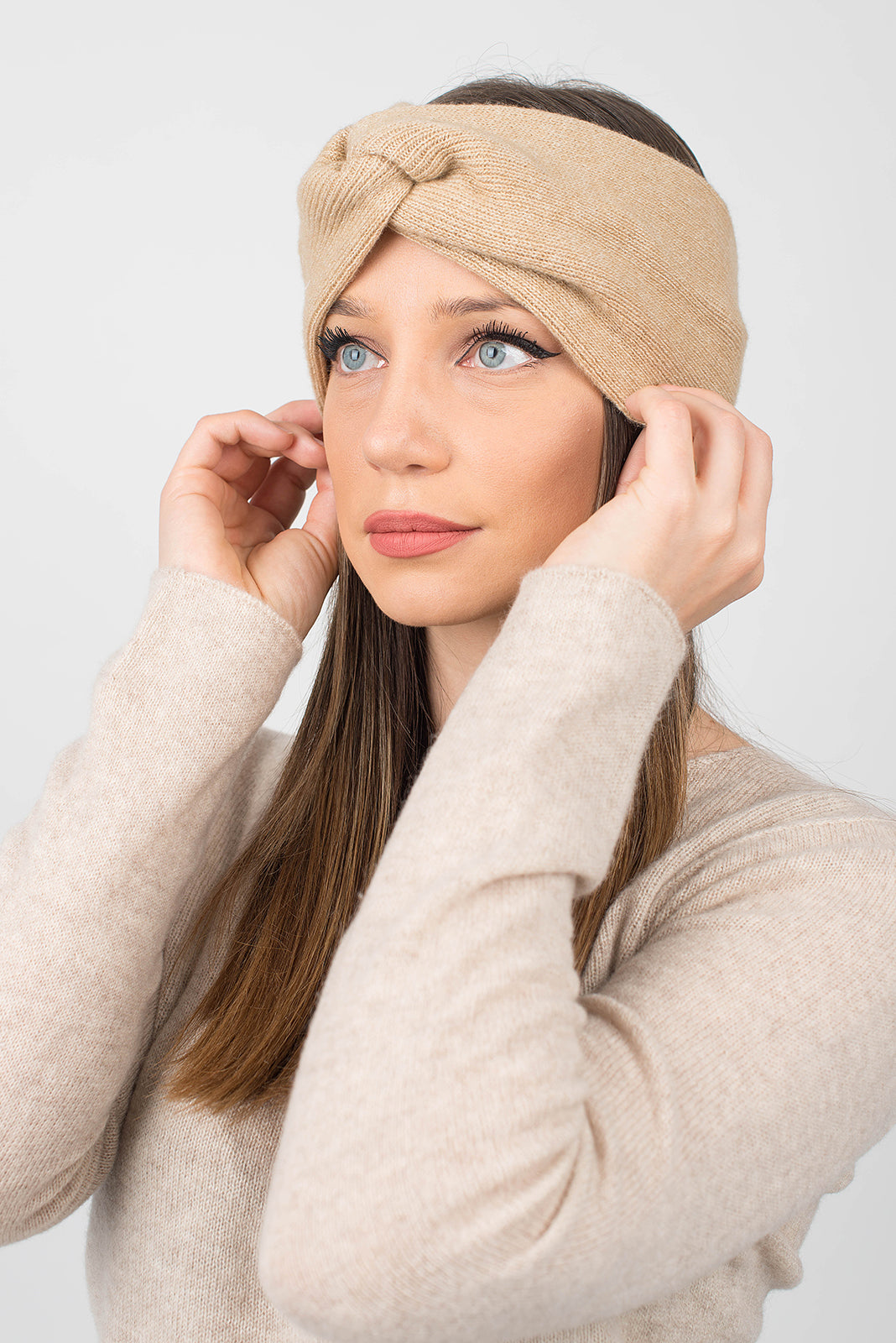 Fascia per capelli misto cashmere, colore Beige, vista 2 | Dalle Piane Cashmere
