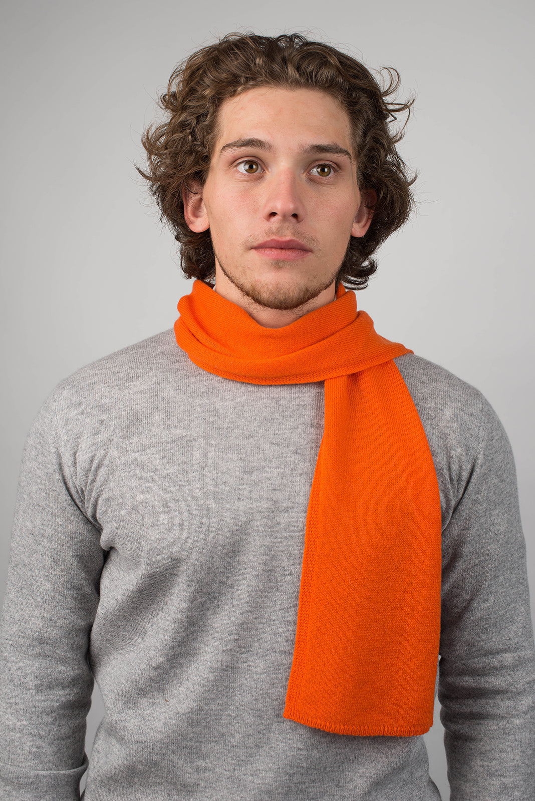 Petite écharpe homme 100 % cachemire, coloris Orange, vue 2 | Dalle Piane Cashmere