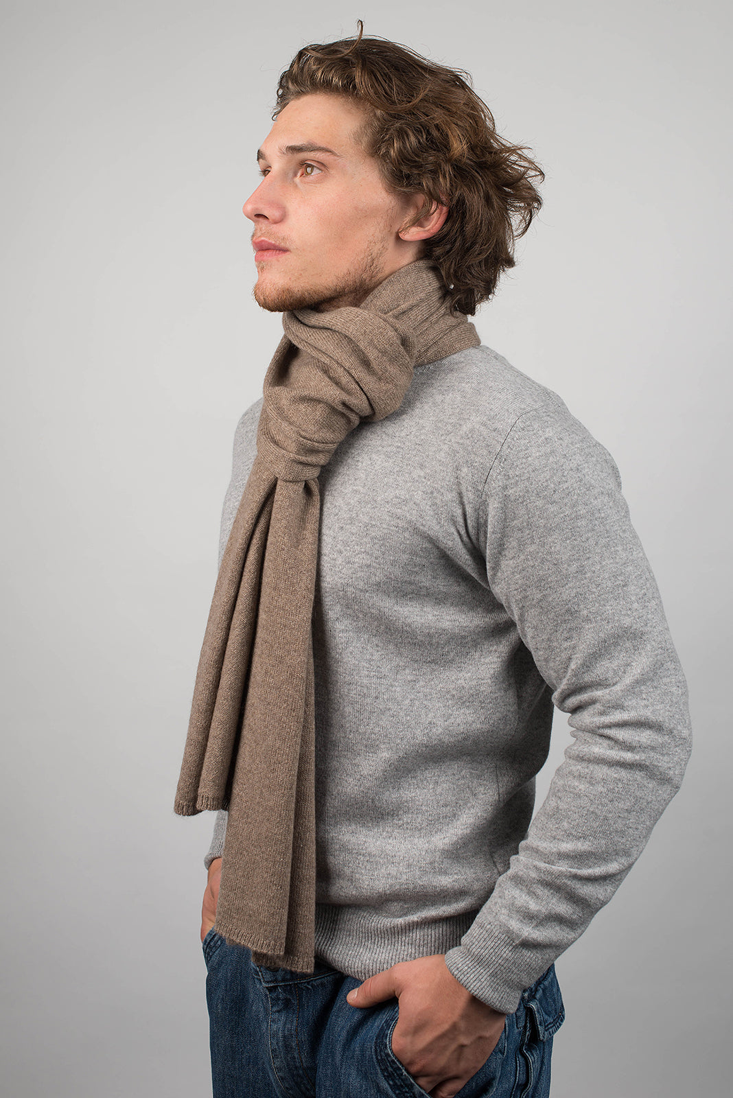Écharpe large homme 100 % cachemire, coloris Vison, vue 3 | Dalle Piane Cashmere
