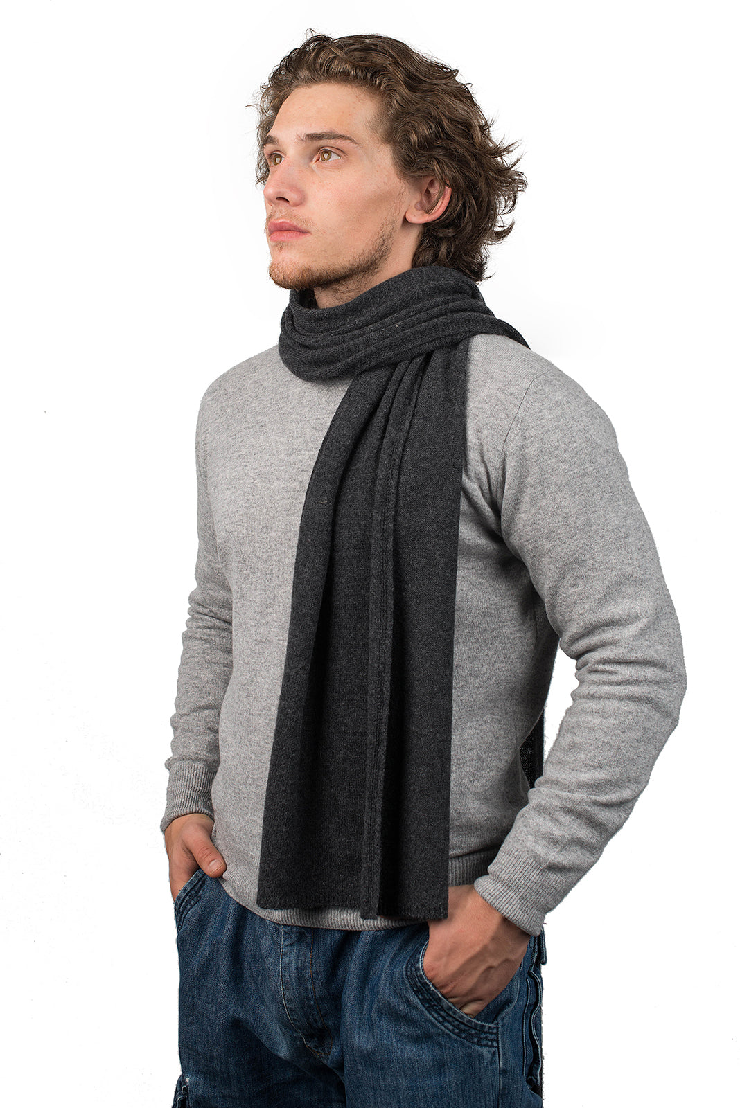Écharpe large homme 100 % cachemire, coloris Anthracite | Dalle Piane Cashmere