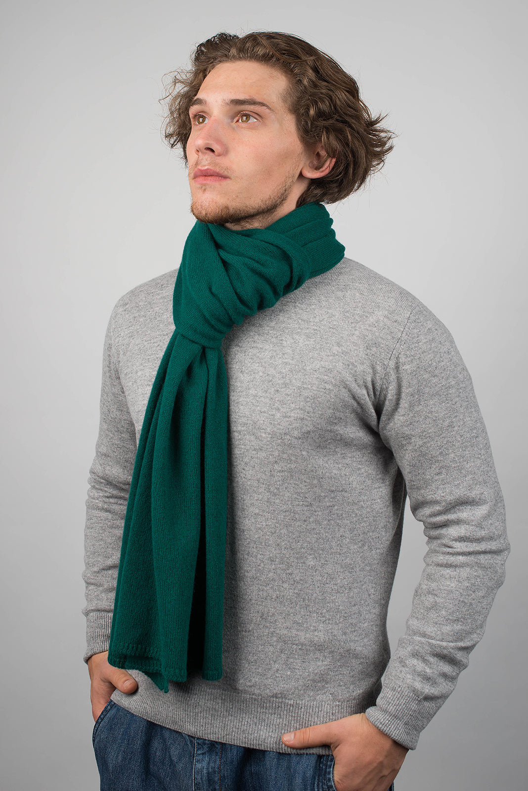 Écharpe large homme 100 % cachemire, coloris Vert, vue 3 | Dalle Piane Cashmere