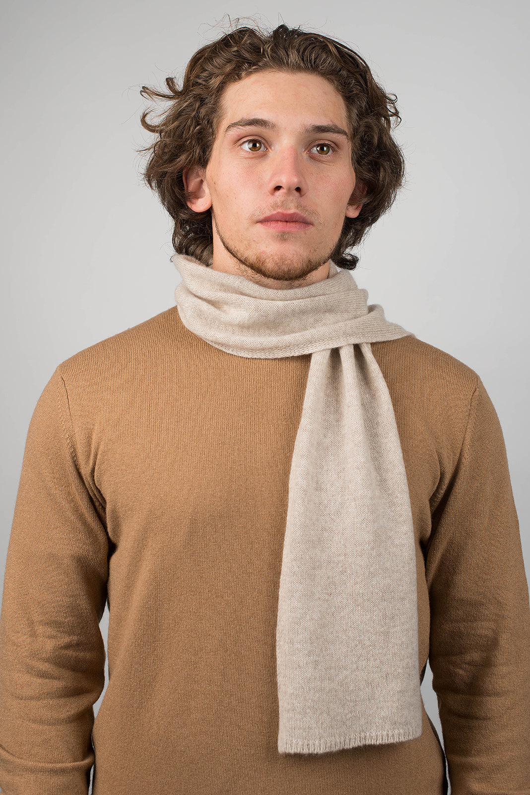 Petite écharpe homme 100 % cachemire, coloris Beige, vue 2 | Dalle Piane Cashmere