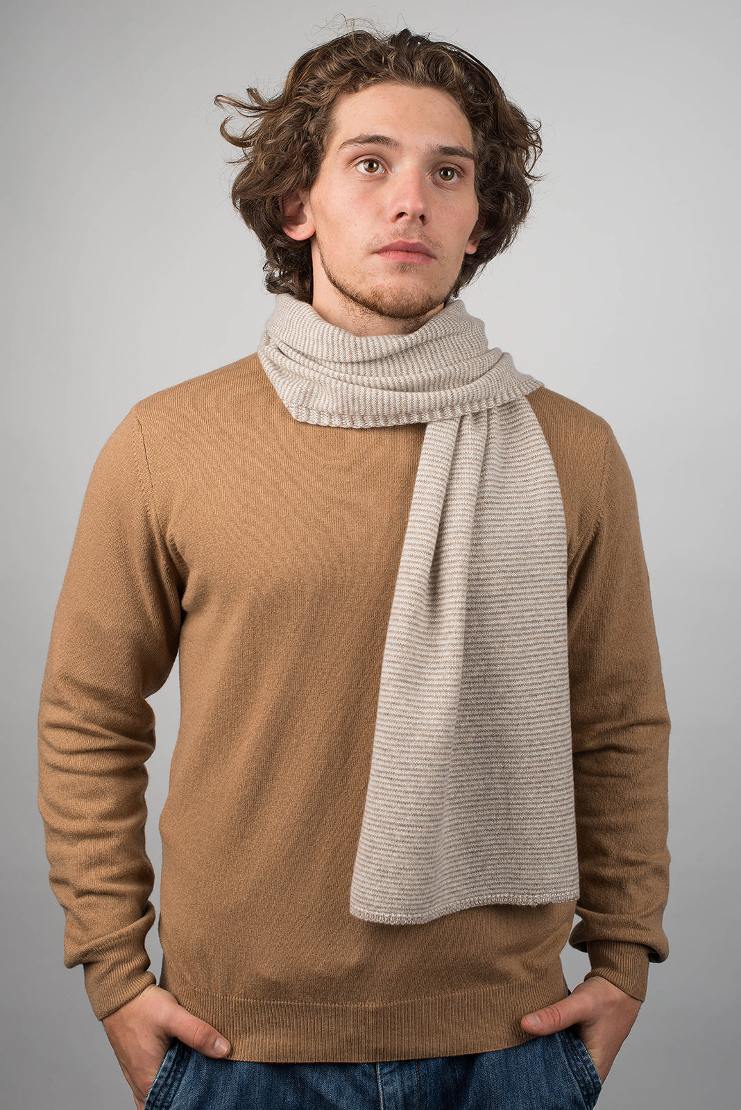 Écharpe homme à rayures 100 % cachemire, coloris Vison-Beige-Crème, vue 2 | Dalle Piane Cashmere