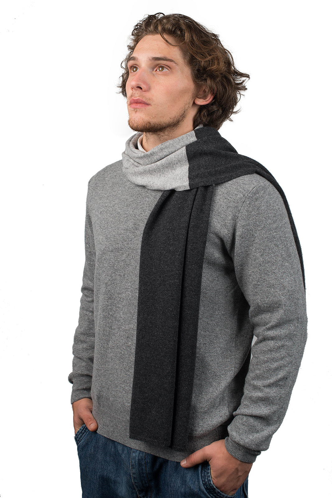 Écharpe homme bicolore 100 % cachemire, coloris Anthracite-Gris | Dalle Piane Cashmere