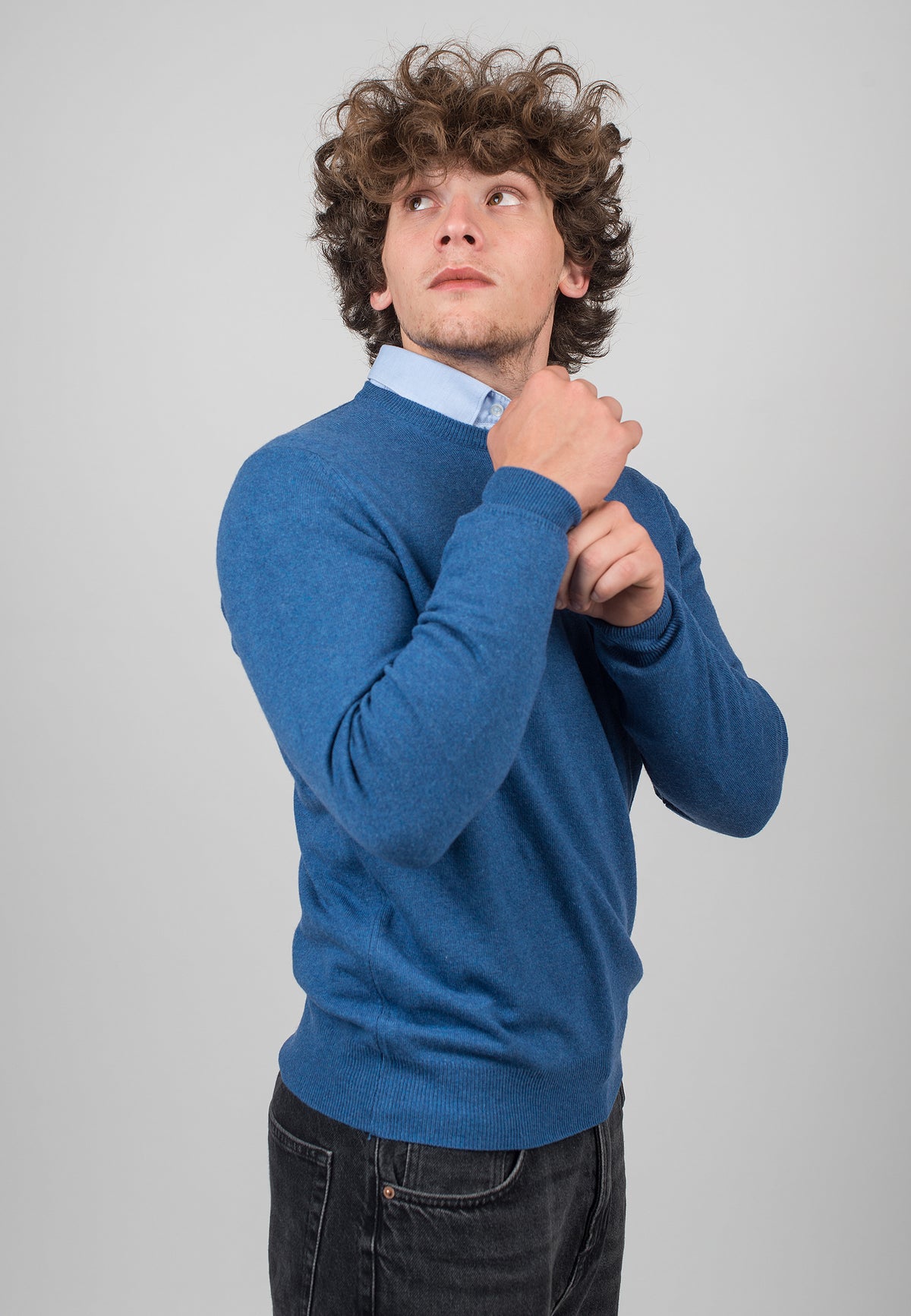 Pull col rond homme mélange cachemire, coloris Bleu roi, vue 3 | Dalle Piane Cashmere
