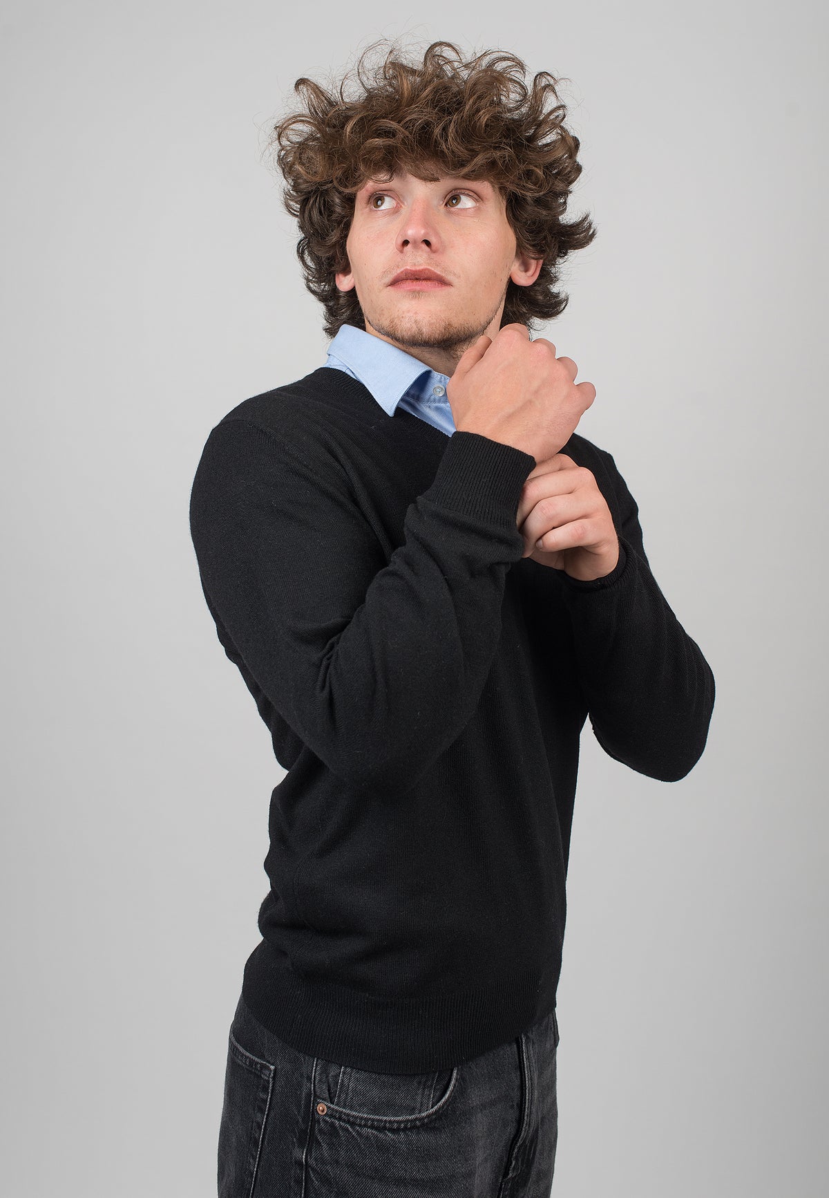Pull col V homme mélange cachemire, coloris Noir, vue 3 | Dalle Piane Cashmere
