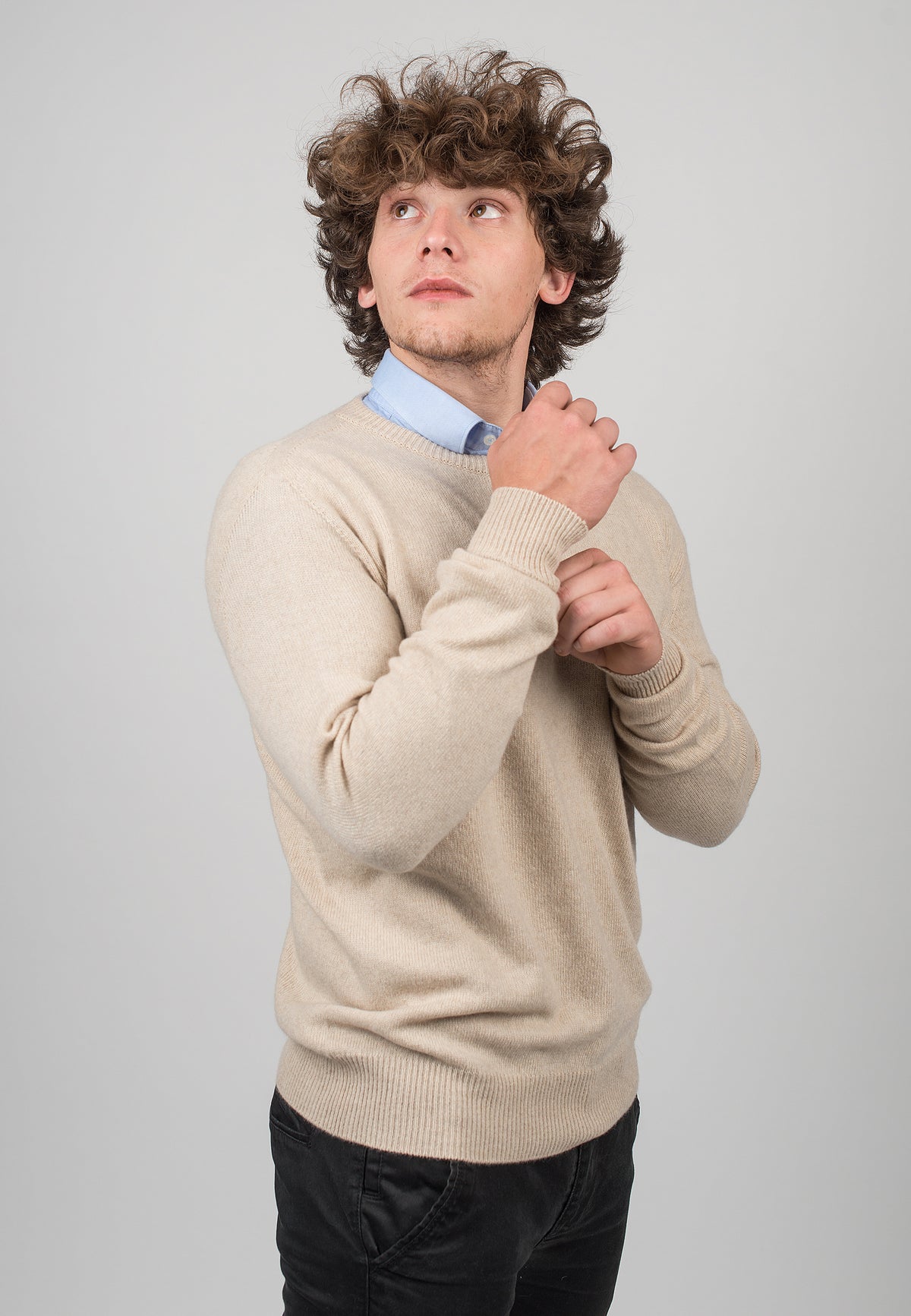 Pull col rond homme en cachemire régénéré, coloris Beige, vue 3 | Dalle Piane Cashmere