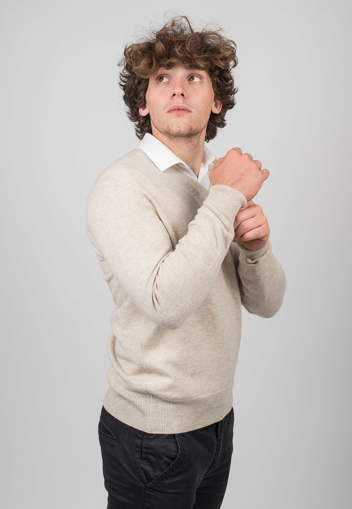 Pull col V homme 100 % cachemire, coloris Noir, vue 5 | Dalle Piane Cashmere