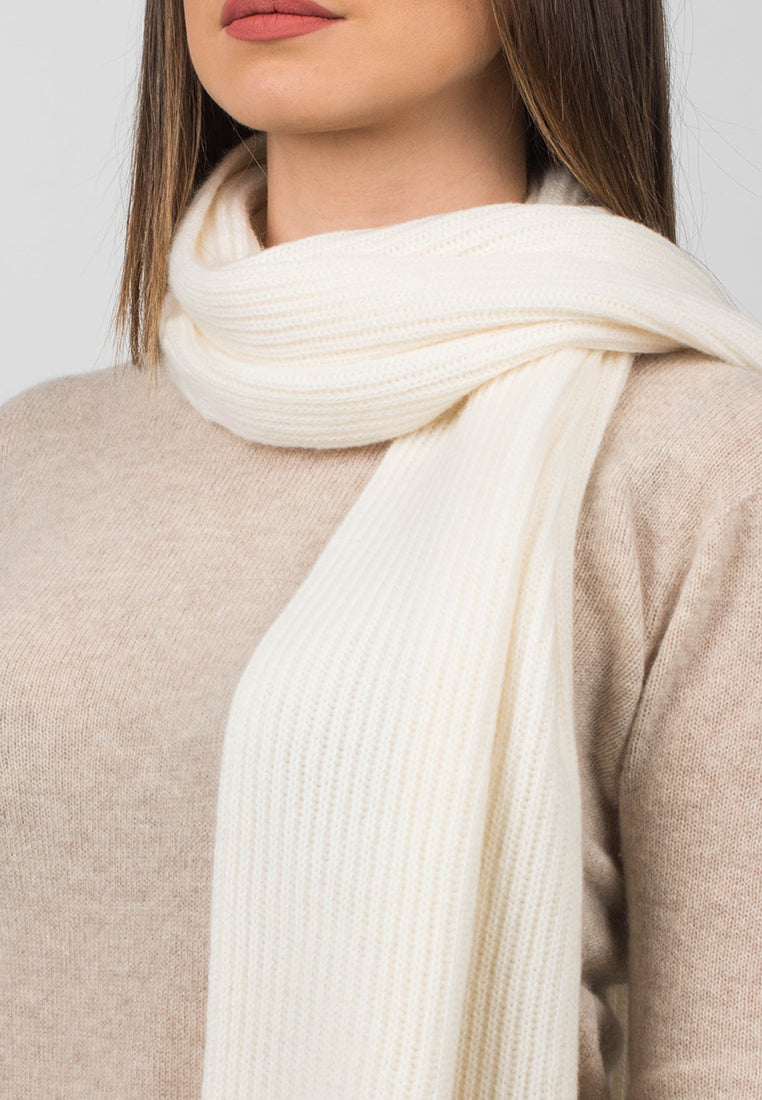 Écharpe femme côtes anglaises 100 % cachemire, coloris Crème, vue 2 | Dalle Piane Cashmere