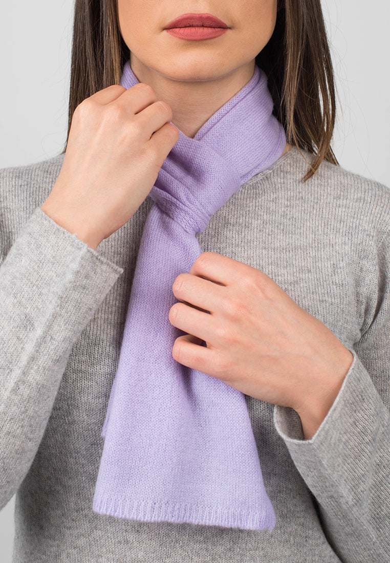 Petite écharpe femme 100 % cachemire, coloris Lilas, vue 4 | Dalle Piane Cashmere