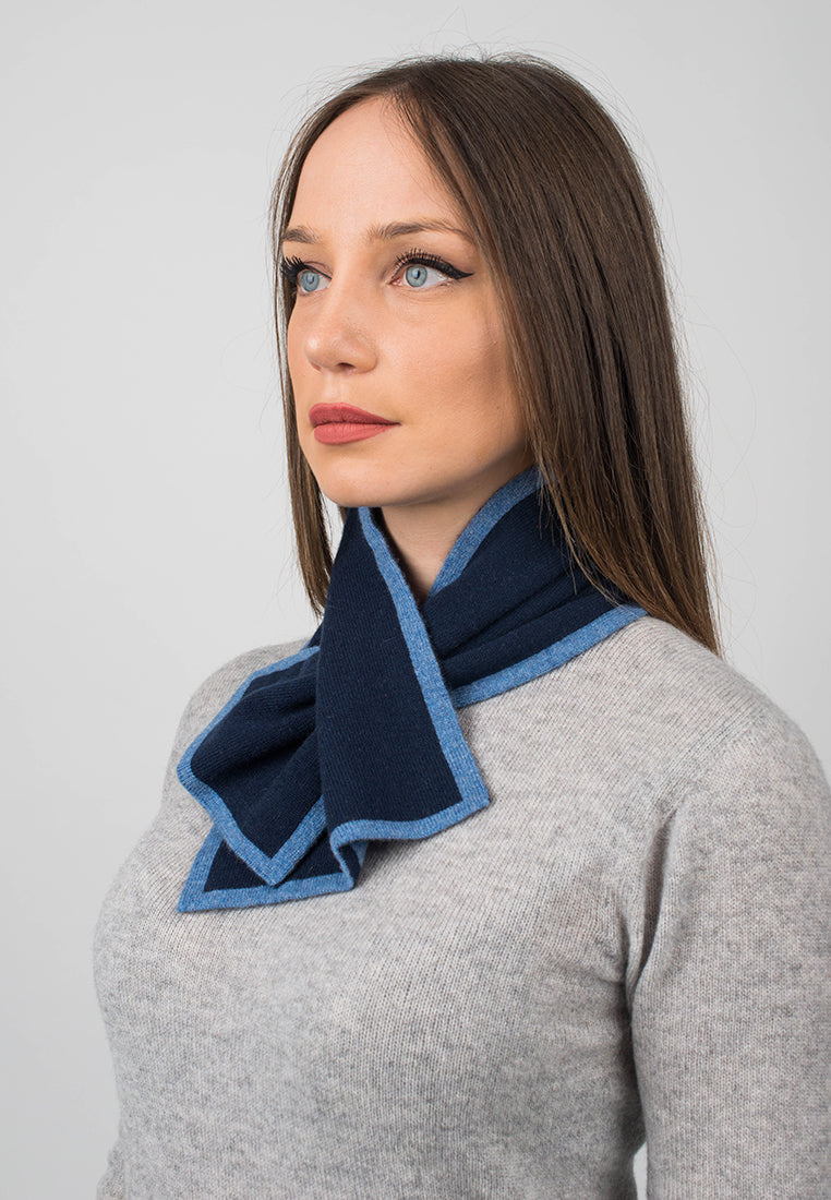 Tour de cou femme 100 % cachemire, coloris Bleu, vue 2 | Dalle Piane Cashmere