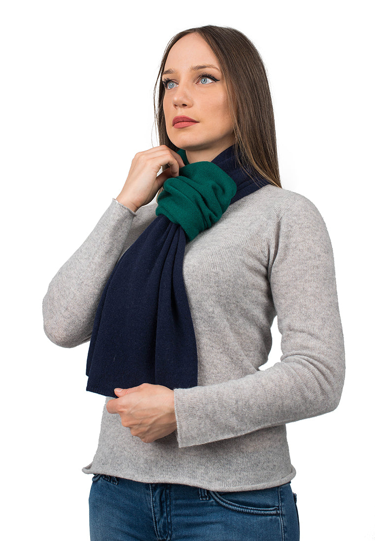 Écharpe femme bicolore 100 % cachemire, coloris Bleu-Vert | Dalle Piane Cashmere