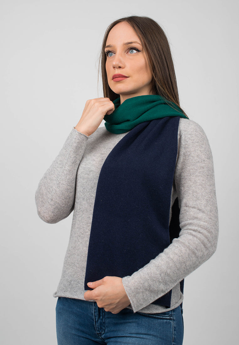 Écharpe femme bicolore 100 % cachemire, coloris Bleu-Vert, vue 3 | Dalle Piane Cashmere