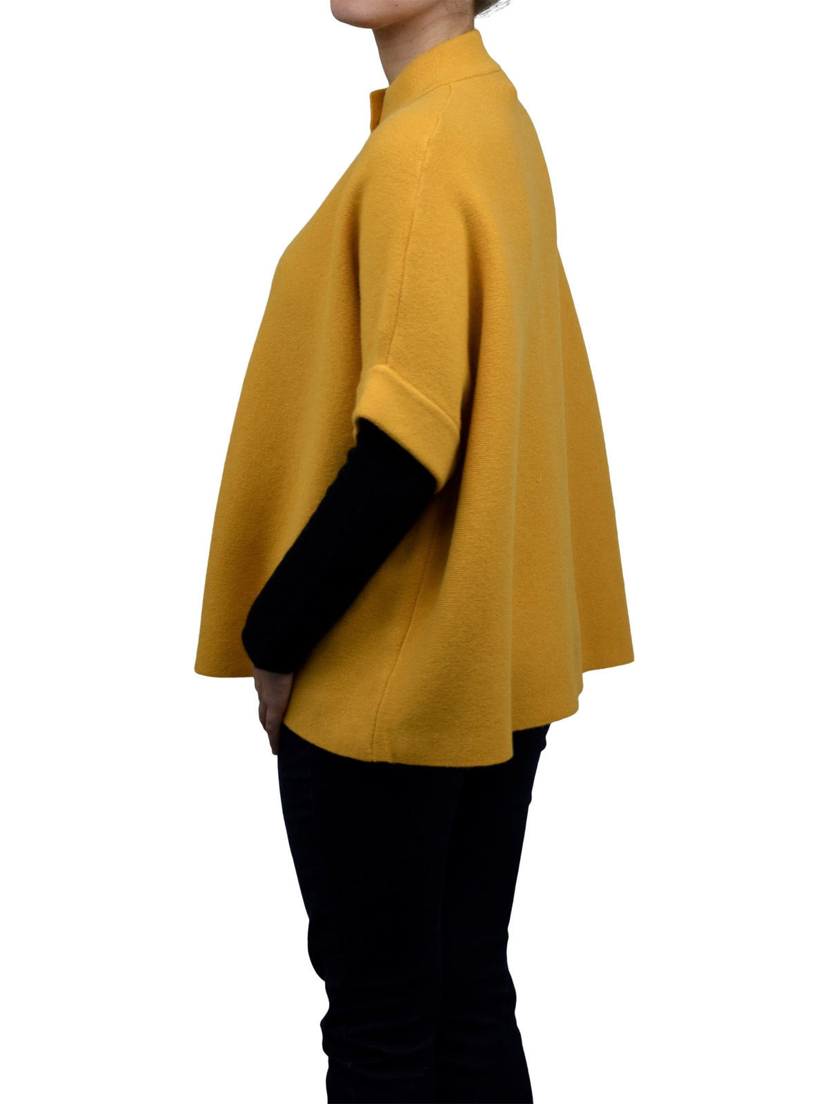 Cape femme à deux boutons mélange cachemire, coloris Jaune, vue 3 | Dalle Piane Cashmere