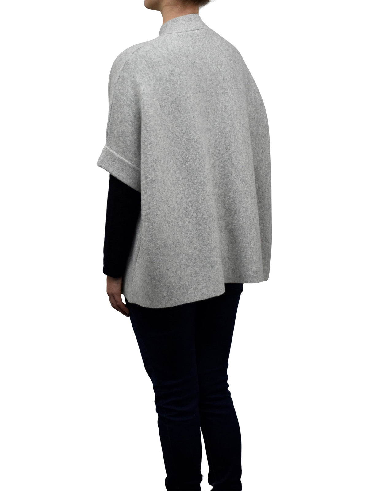 Cape femme à deux boutons mélange cachemire, coloris Gris, vue 3 | Dalle Piane Cashmere