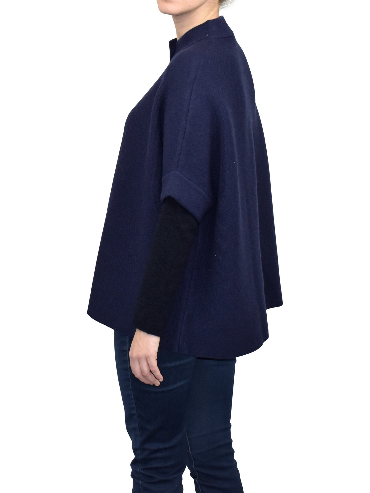 Cape femme à deux boutons mélange cachemire, coloris Bleu, vue 3 | Dalle Piane Cashmere