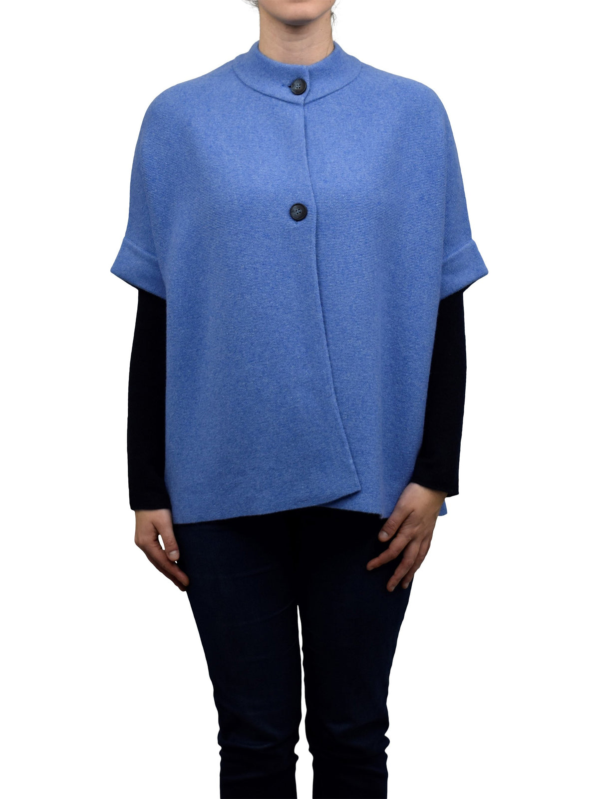 Cape femme à deux boutons mélange cachemire, coloris Azur | Dalle Piane Cashmere