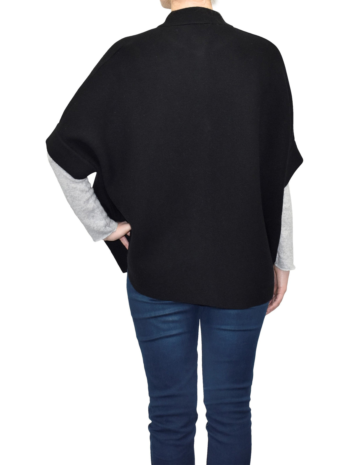 Cape femme à deux boutons mélange cachemire, coloris Noir, vue 3 | Dalle Piane Cashmere