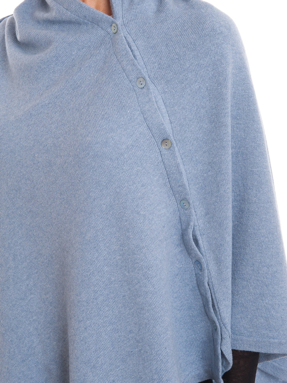 Poncho à boutons femme mélange cachemire, coloris Ciel, vue 4 | Dalle Piane Cashmere