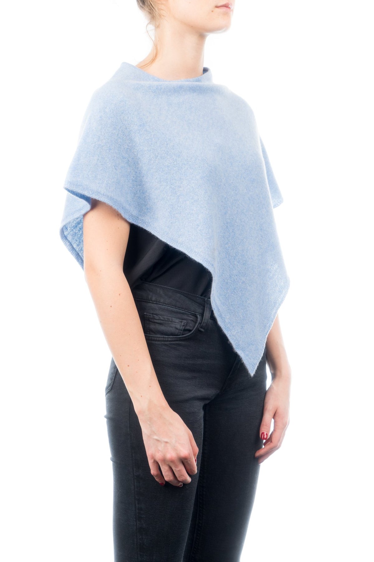 Poncho court femme 100 % cachemire, coloris Ciel, vue 2 | Dalle Piane Cashmere