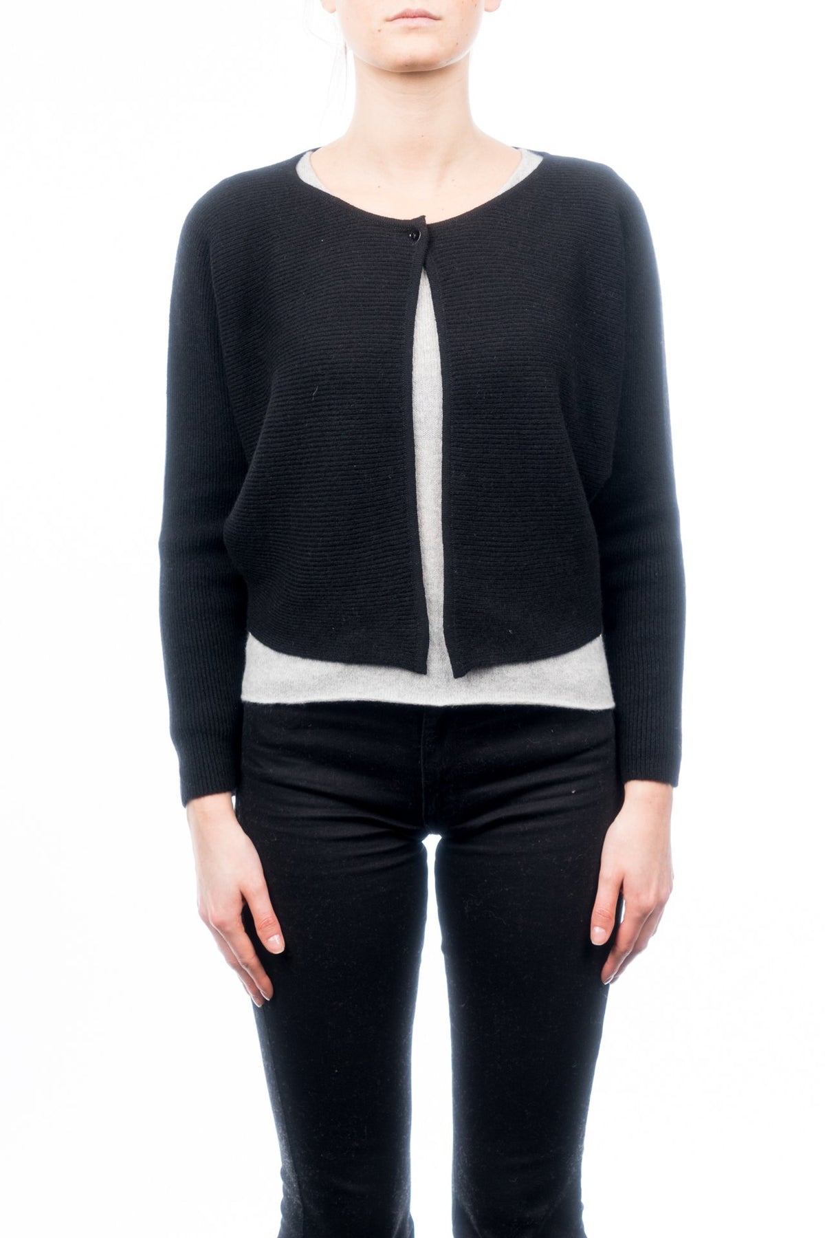 Cardigan court femme 100 % cachemire, coloris Noir | Dalle Piane Cashmere