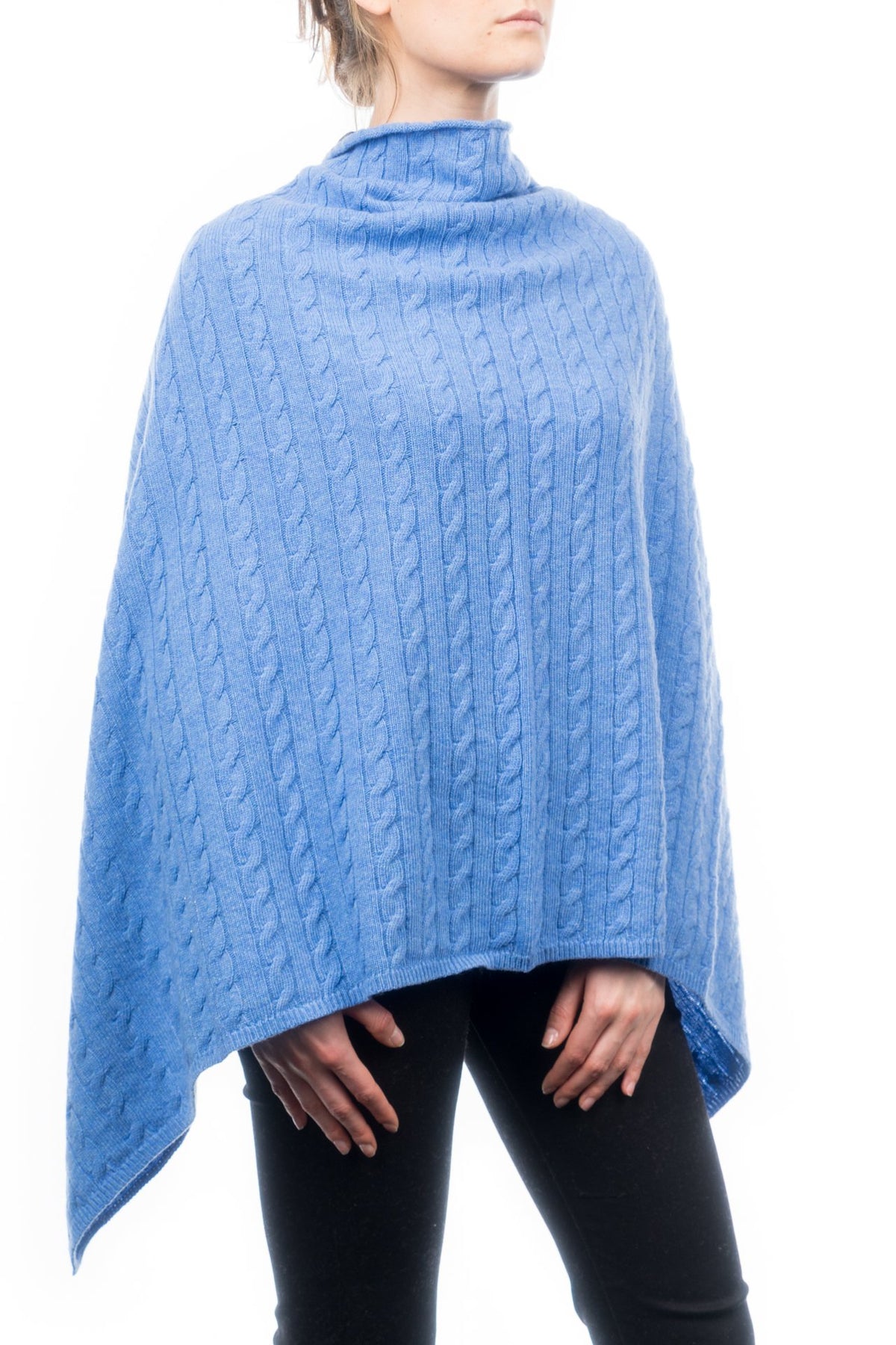 Poncho à torsades femme mélange cachemire, coloris Azur | Dalle Piane Cashmere
