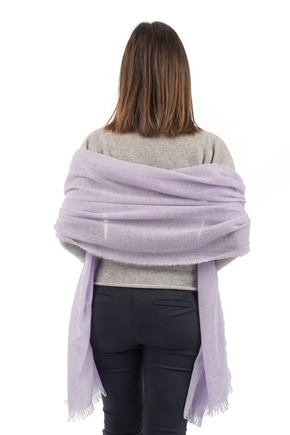 Pashmina femme 100 % cachemire, coloris Lilas, vue 4 | Dalle Piane Cashmere