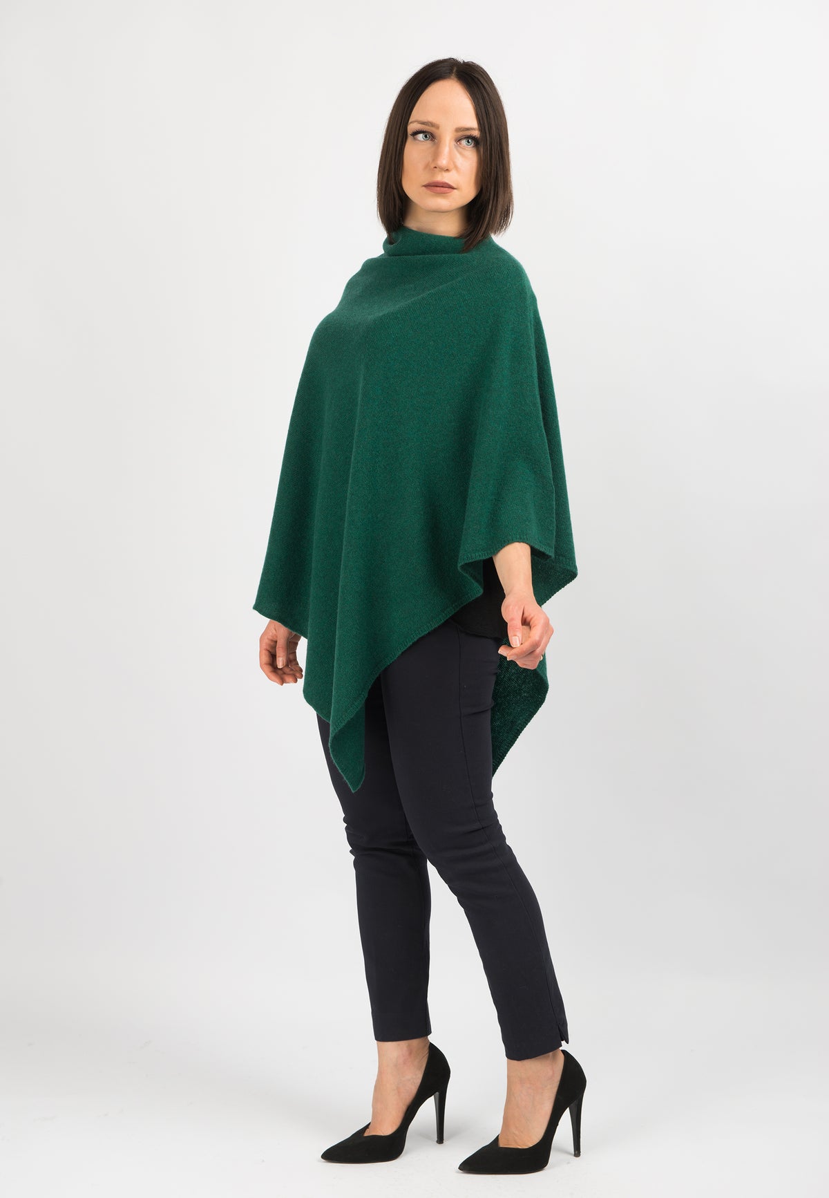 Poncho 100% Cashmere, colore Verde, vista 2 | Dalle Piane Cashmere
