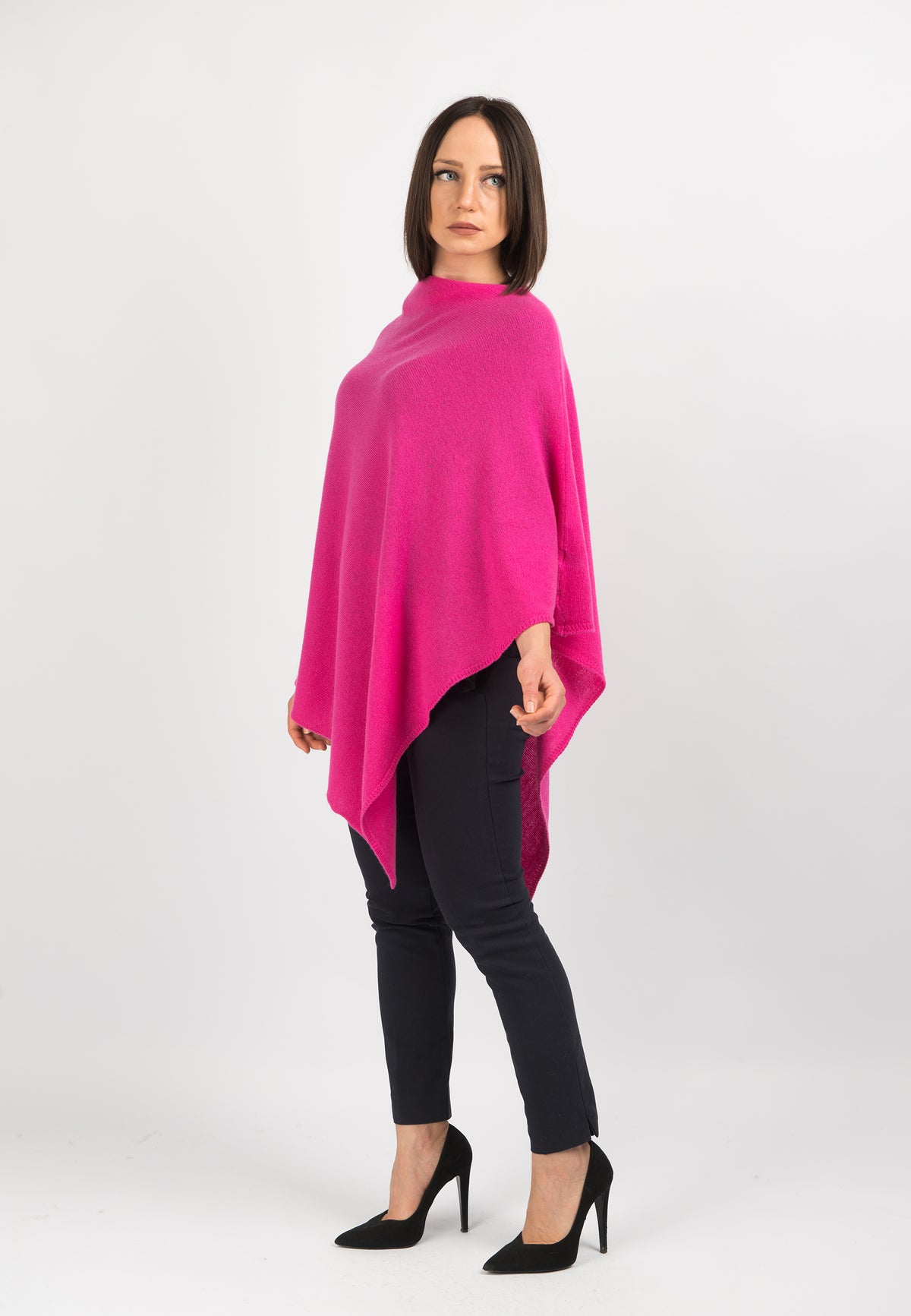Poncho 100% Cashmere, colore Fuxia, vista 2 | Dalle Piane Cashmere