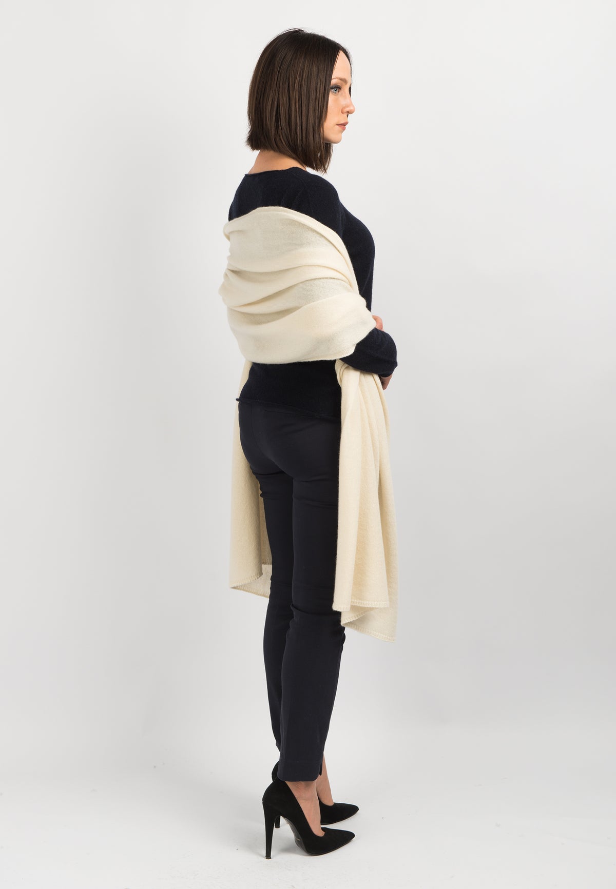 Étole femme 100 % cachemire, coloris Crème, vue 3 | Dalle Piane Cashmere