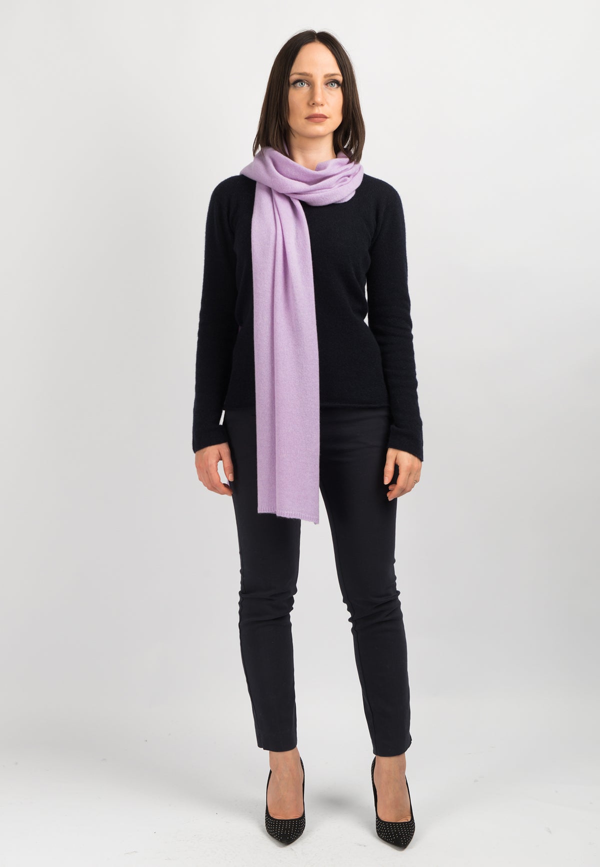 Écharpe large femme 100 % cachemire, coloris Lilas, vue 3 | Dalle Piane Cashmere