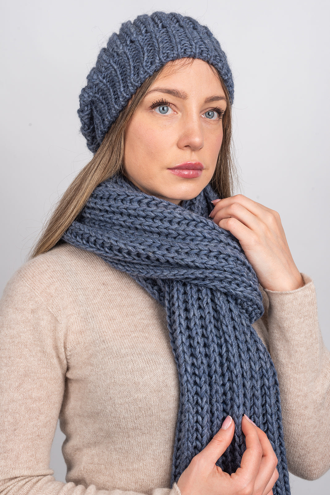 Bonnet côtes anglaises laine et alpaga, coloris Moka, vue 4 | Dalle Piane Cashmere