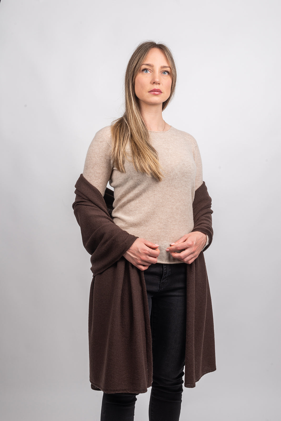 Étole femme 100 % cachemire, coloris Marron, vue 4 | Dalle Piane Cashmere