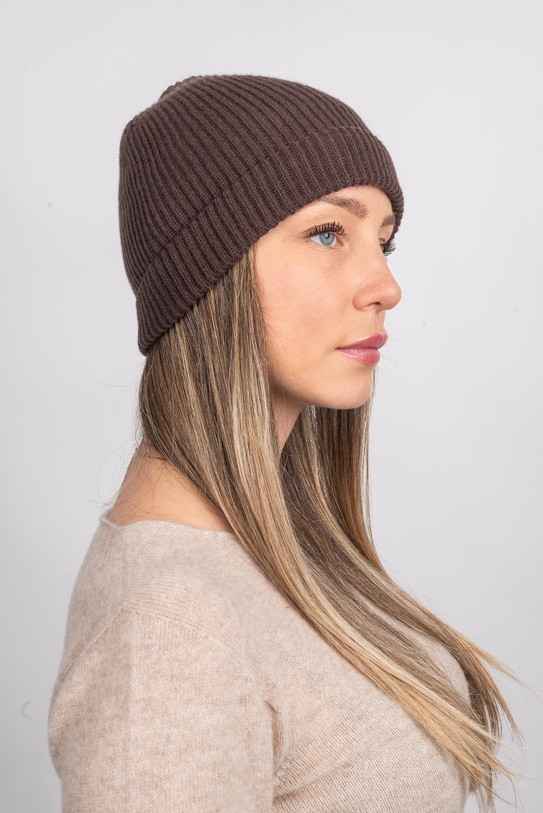 Bonnet femme 100 % cachemire, coloris Marron, vue 3 | Dalle Piane Cashmere