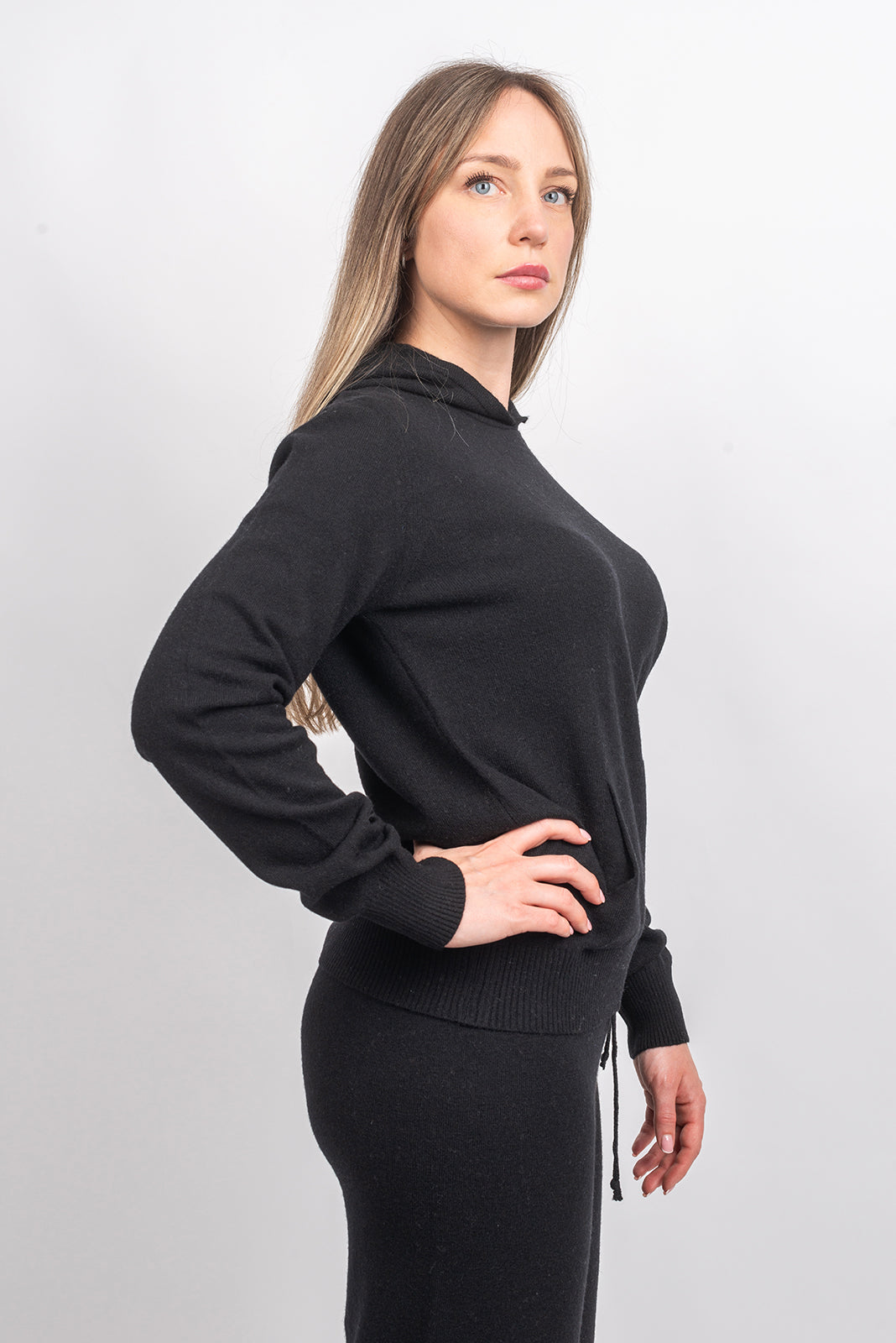 Sweat à capuche femme mélange cachemire, coloris Noir, vue 4 | Dalle Piane Cashmere
