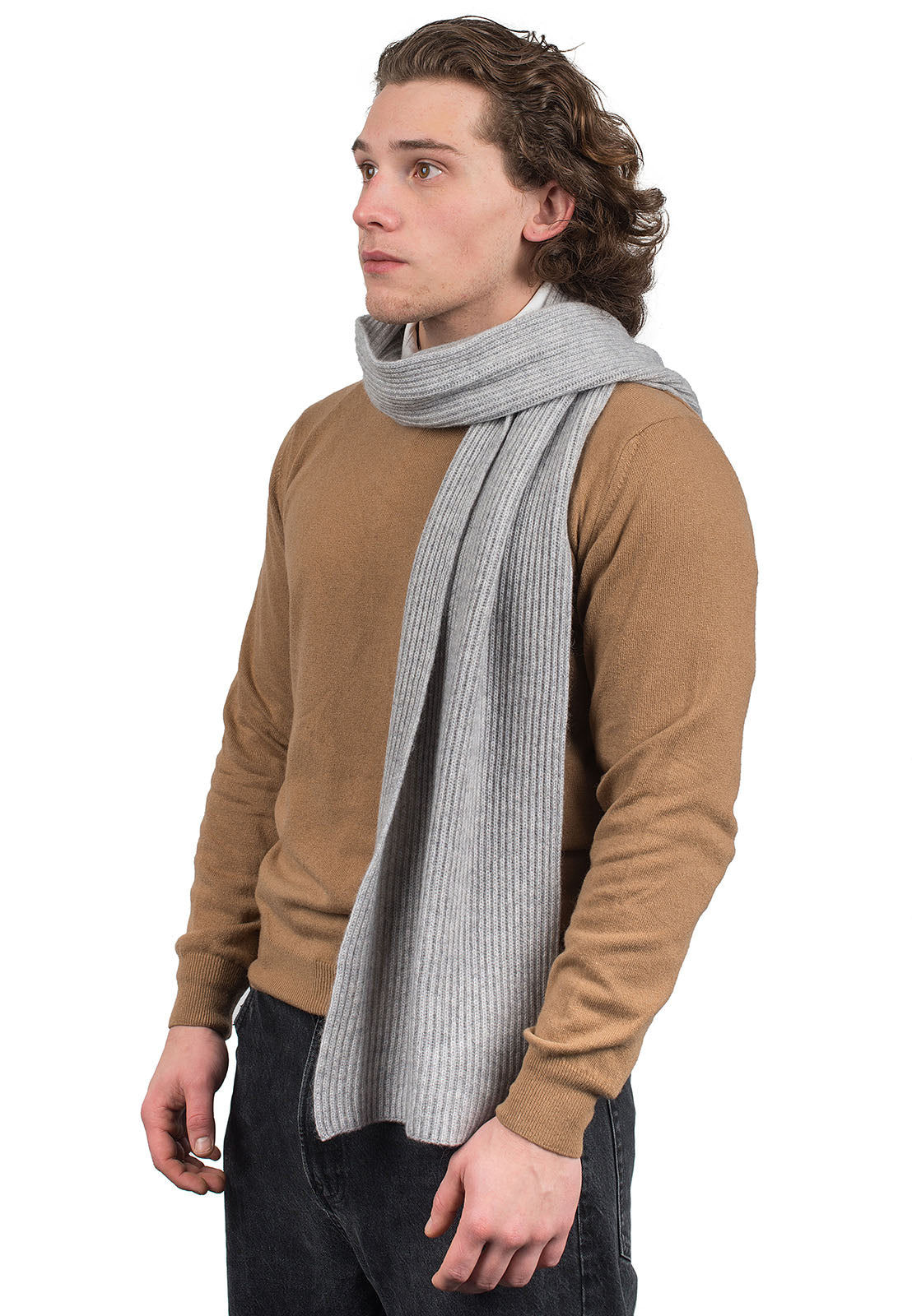 Écharpe homme côtes anglaises 100 % cachemire, coloris Gris | Dalle Piane Cashmere