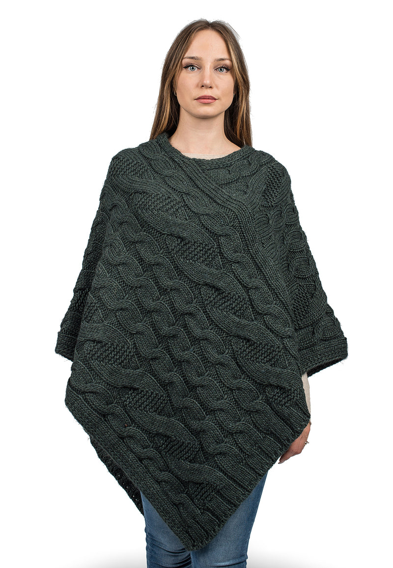 Poncho scollo V con trecce | Dalle Piane Cashmere